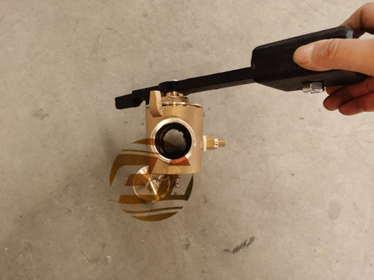 SELF-CLOSING VALVE FOR TANK SOUNDING. WITH VENT VALVE. MODEL-FH-40A  MATERIAL - BRONZE