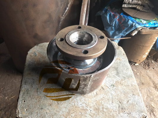 Fireproof and breathable head for marine oil reservoirs